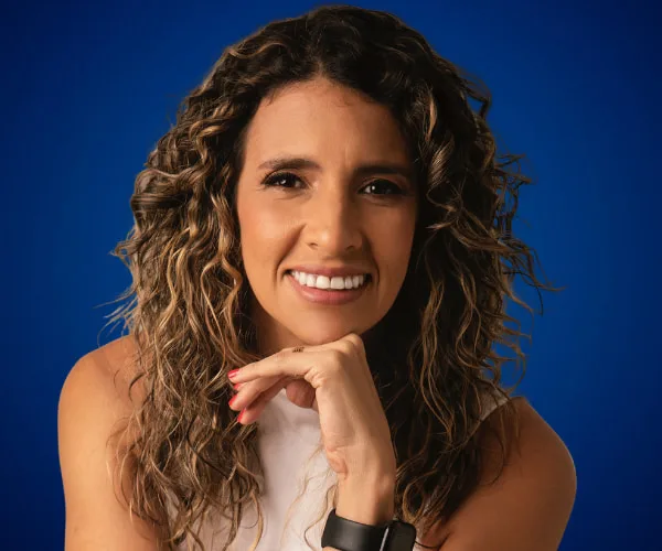 Karem Torres — Conferencista de Ventas Ventas B2b